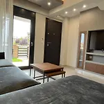 Vakantiehuis Artline Luxury *