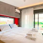 Artline Luxury Vakantiehuis Flogita