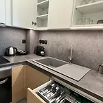 Artline Luxury * Flogita