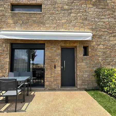 Artline Luxury Holiday home *