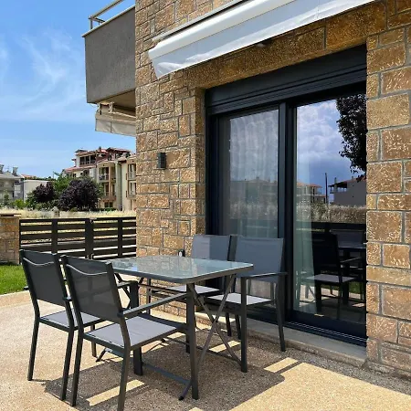 Artline Luxury Holiday home *
