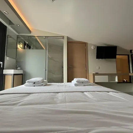 Artline Luxury Ferienhaus Flogita
