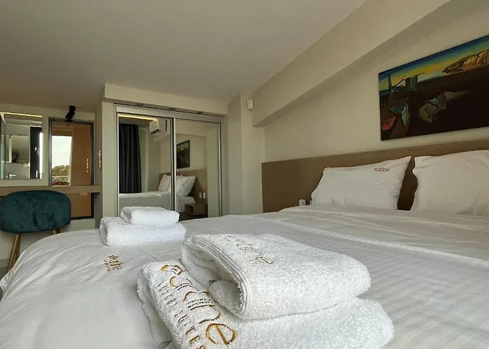 Artline Luxury Case de vacanță