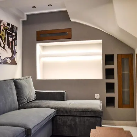 Artline Luxury * Flogita