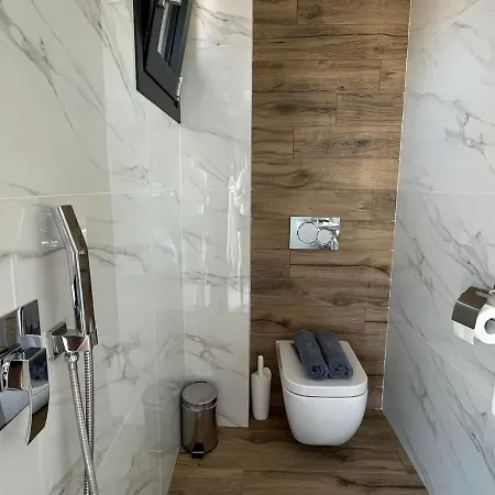 Artline Luxury * Flogita