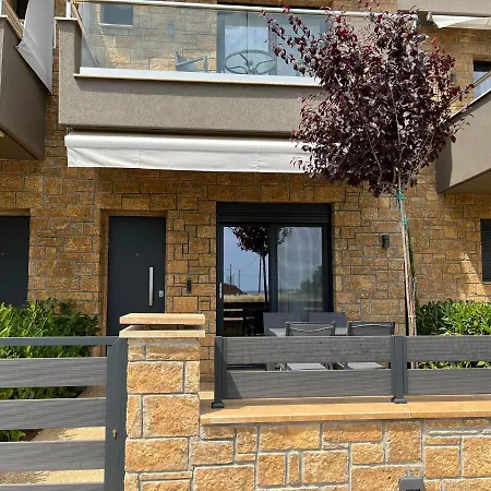 Artline Luxury Holiday home Flogita