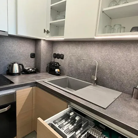 Artline Luxury * Flogita