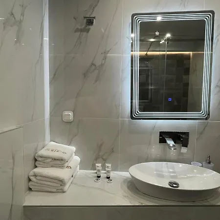 Artline Luxury * Flogita