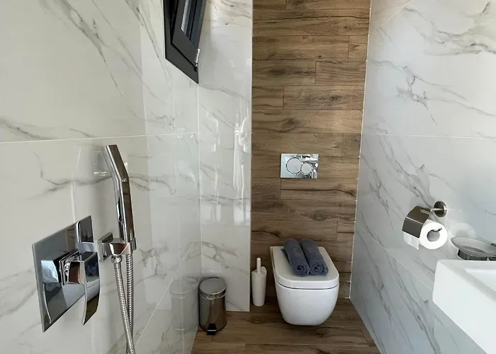 Artline Luxury * Flogita